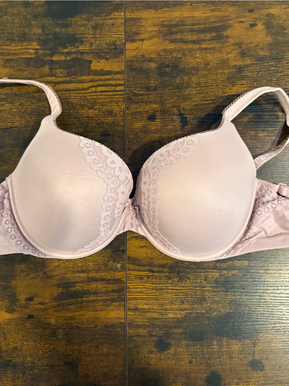 Victoria's Secret Light Blush Lace T-Shirt Bra